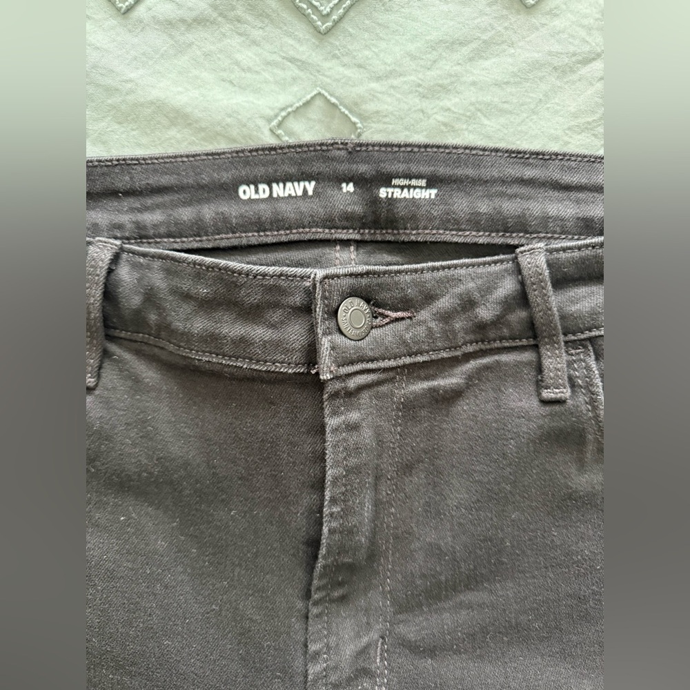 Old Navy black High-Rise Straight women’s Jeans